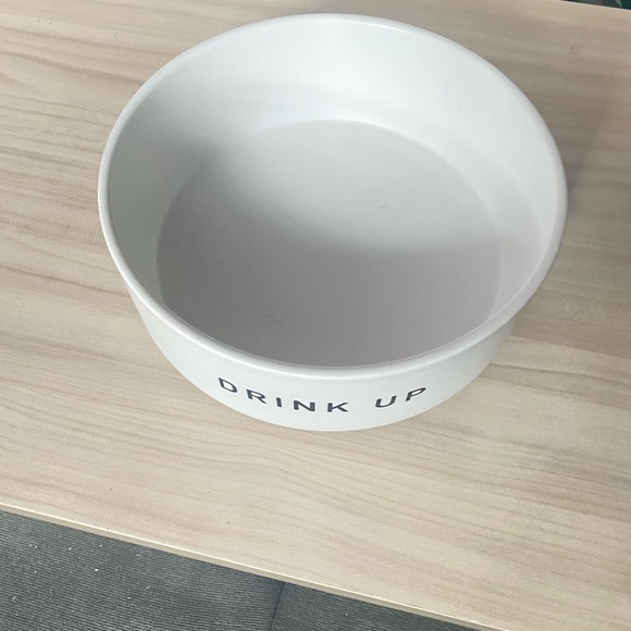 Brand New Boots & Barkley 32oz “Drink Up” Doggie Drinking Bowl– Alabaster Color - Picture 6 of 7